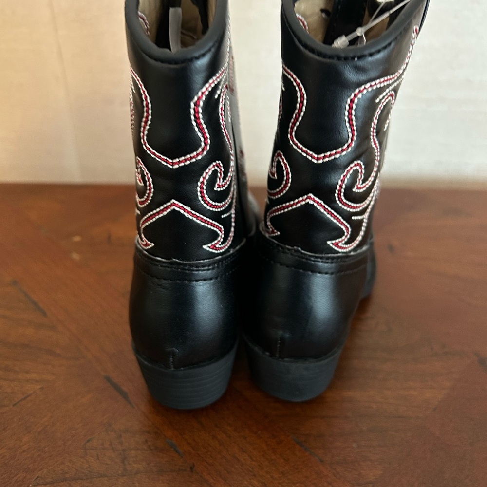 Toddler Black Western Cowboy Boots, Red and white Embroidery size 7 toddler -NEW - Picture 4 of 10